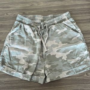 Woman’s shorts